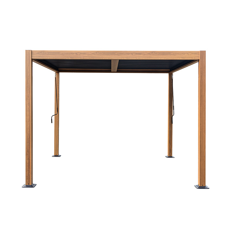 Verstellbare Lamellen – Pergola im schlichten modernen Stil